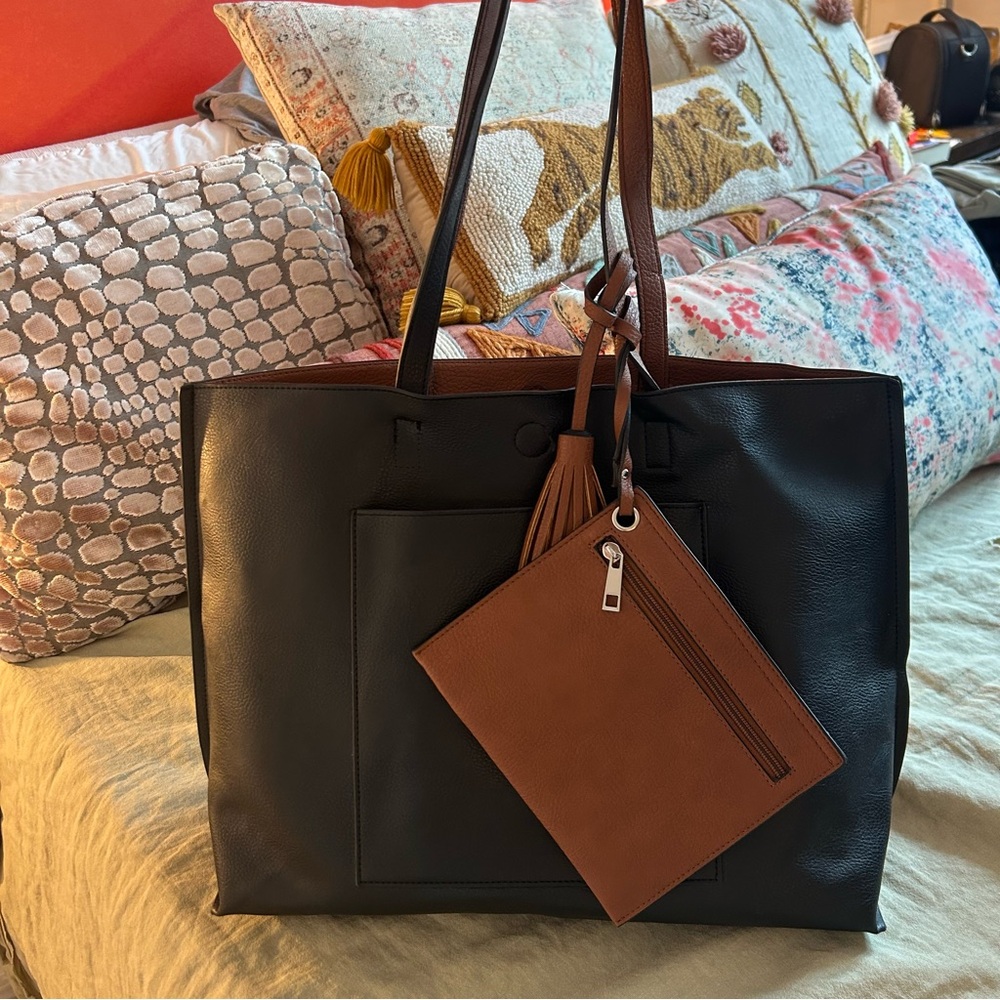 Faux leather tote with front pockets and removable insert
